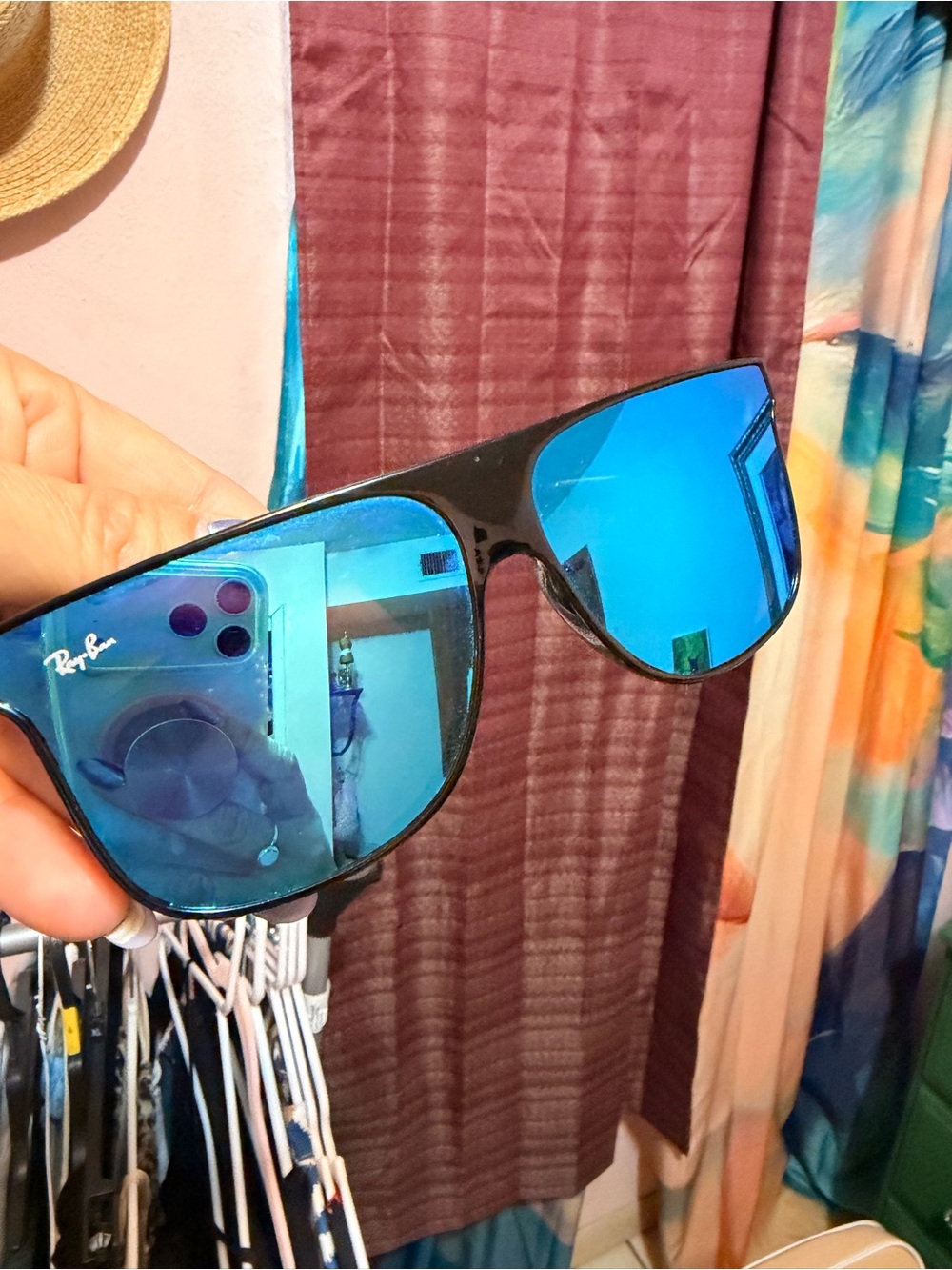 The unisex Blue Mirrored Cat-Eye Sunglasses
